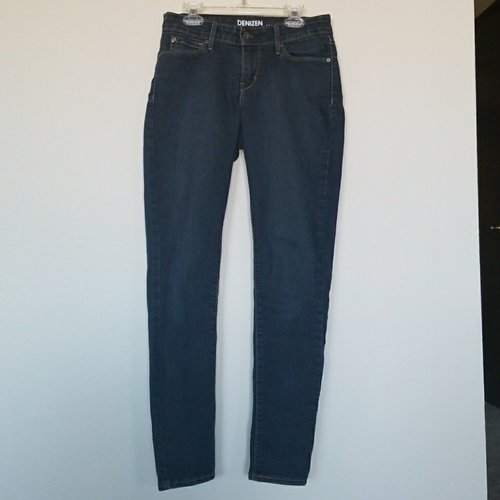 Women's Levi Jeans, size 2